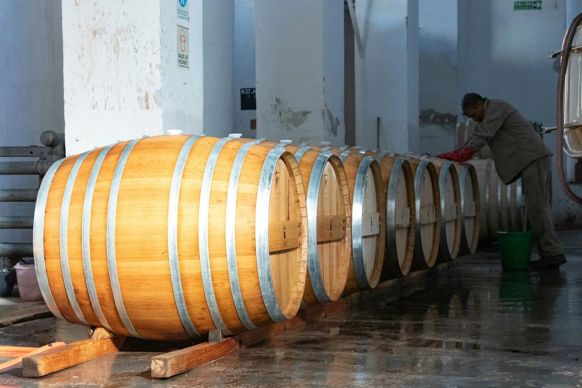 How is sweet white wine made